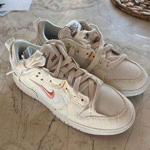 Women’s Nike Dunk Low Disrupt 2 BRAND NEW